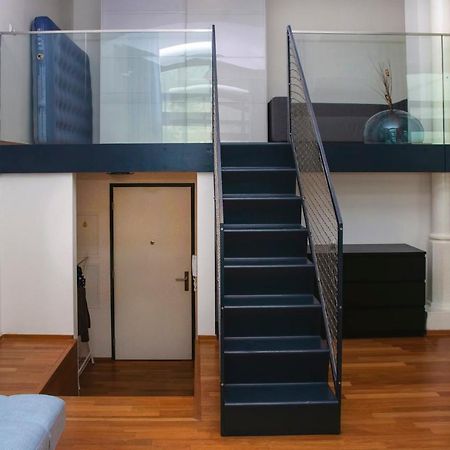 Modern Apartment With Terrace And Air Conditioning 布拉格 外观 照片