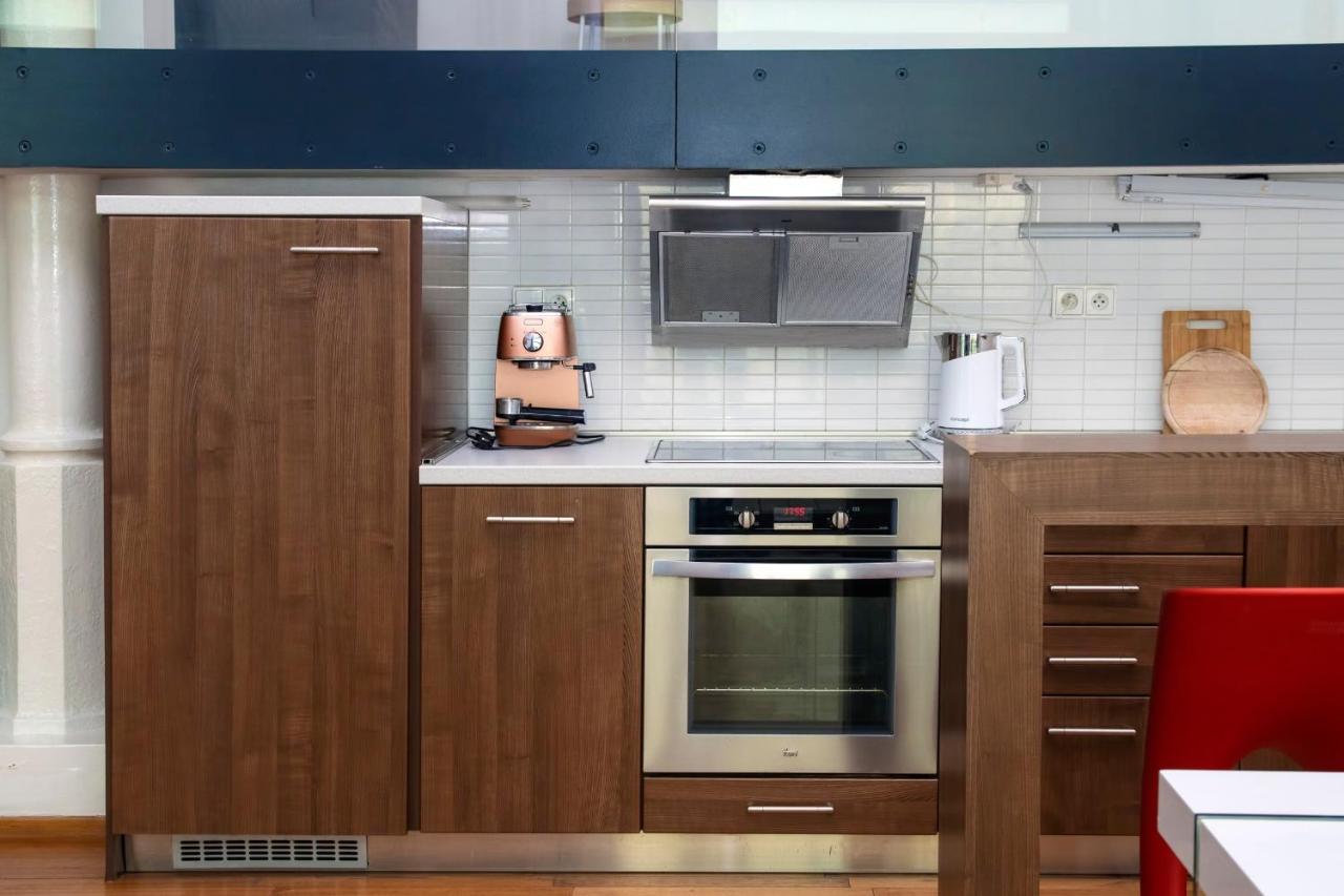 Modern Apartment With Terrace And Air Conditioning 布拉格 外观 照片